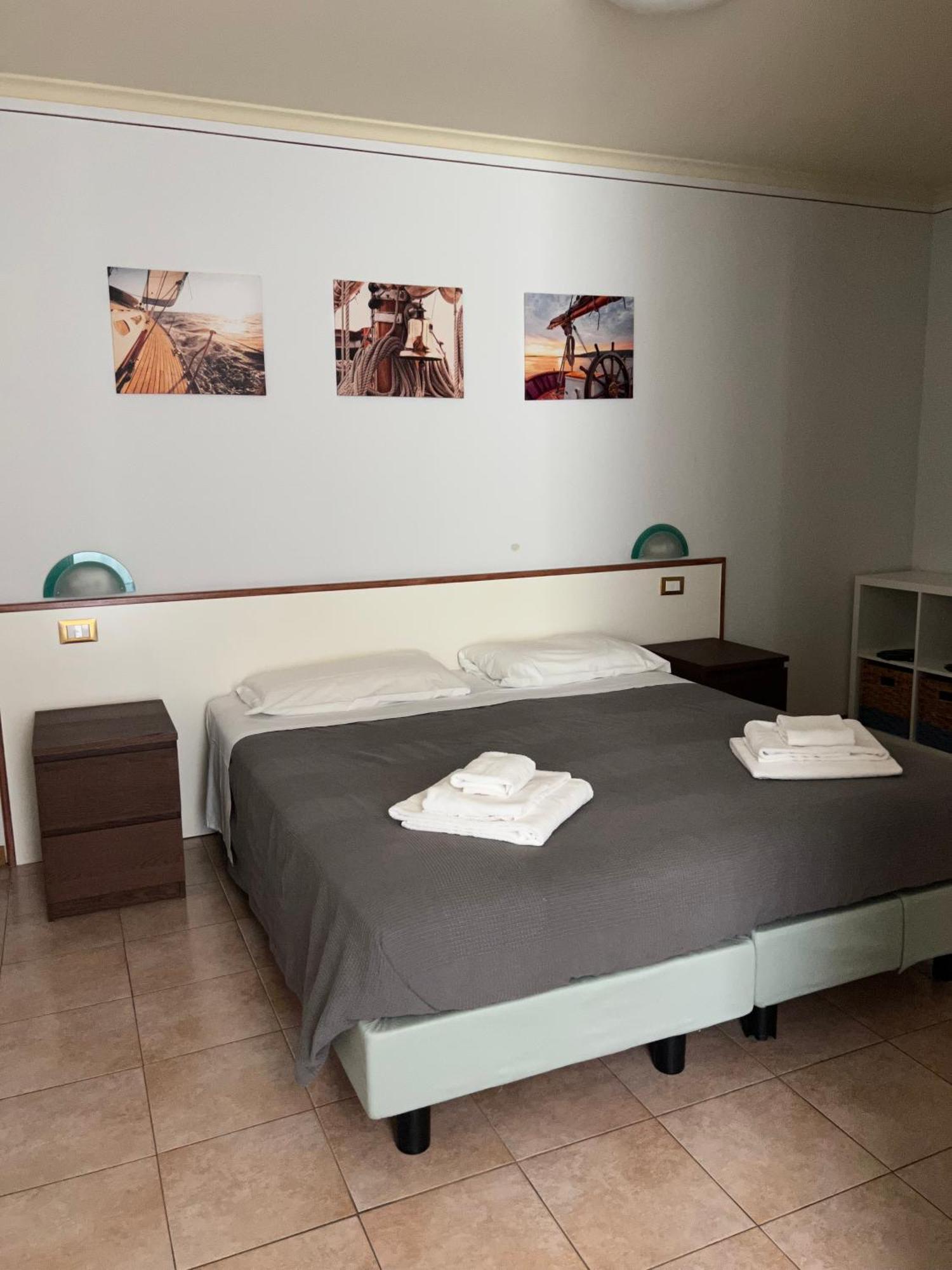 Hotel Lydia Градо Экстерьер фото