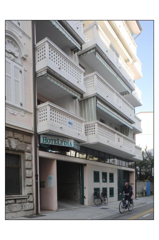 Hotel Lydia Градо Экстерьер фото